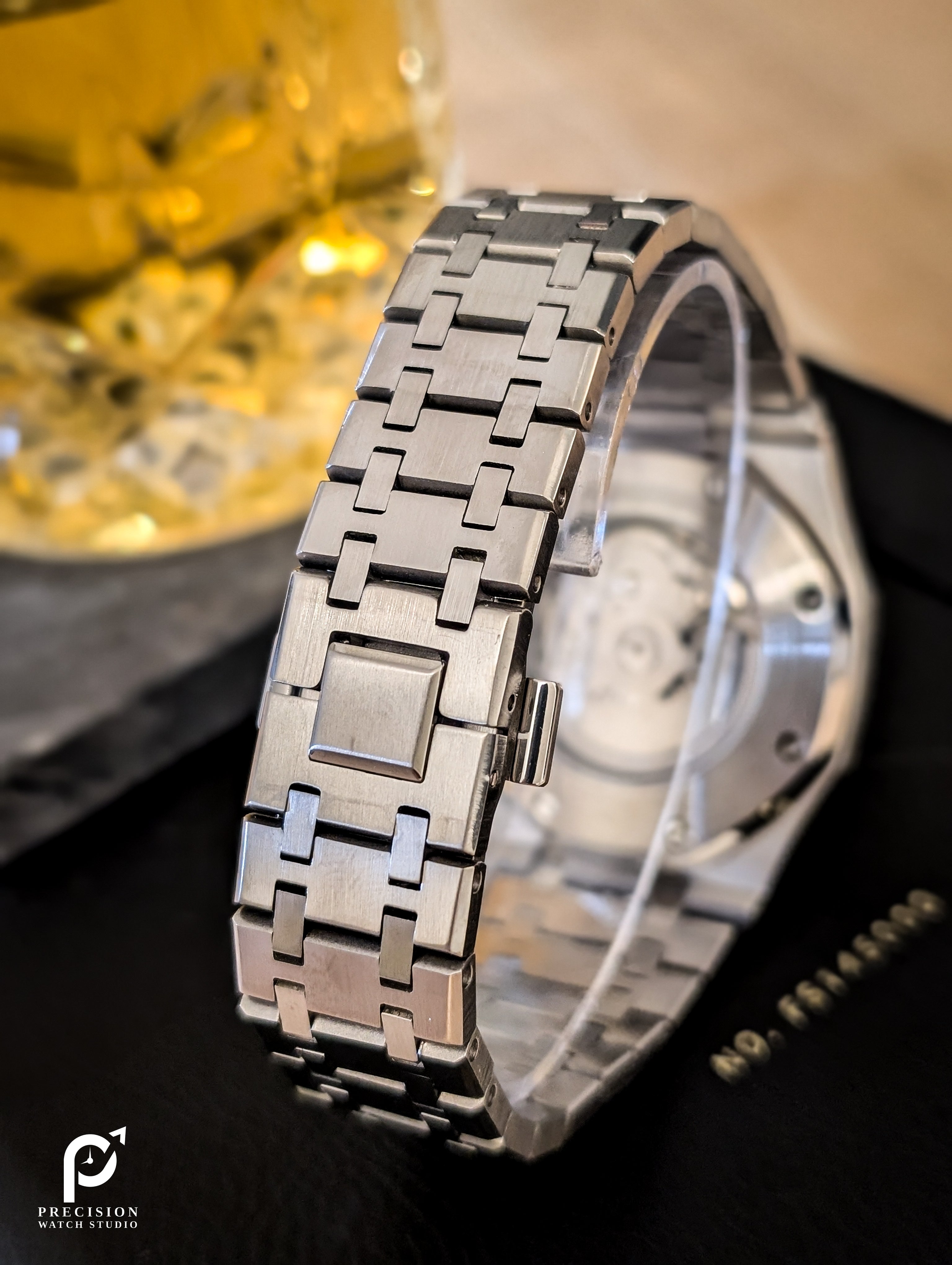 AP Oak - Olive Metallic