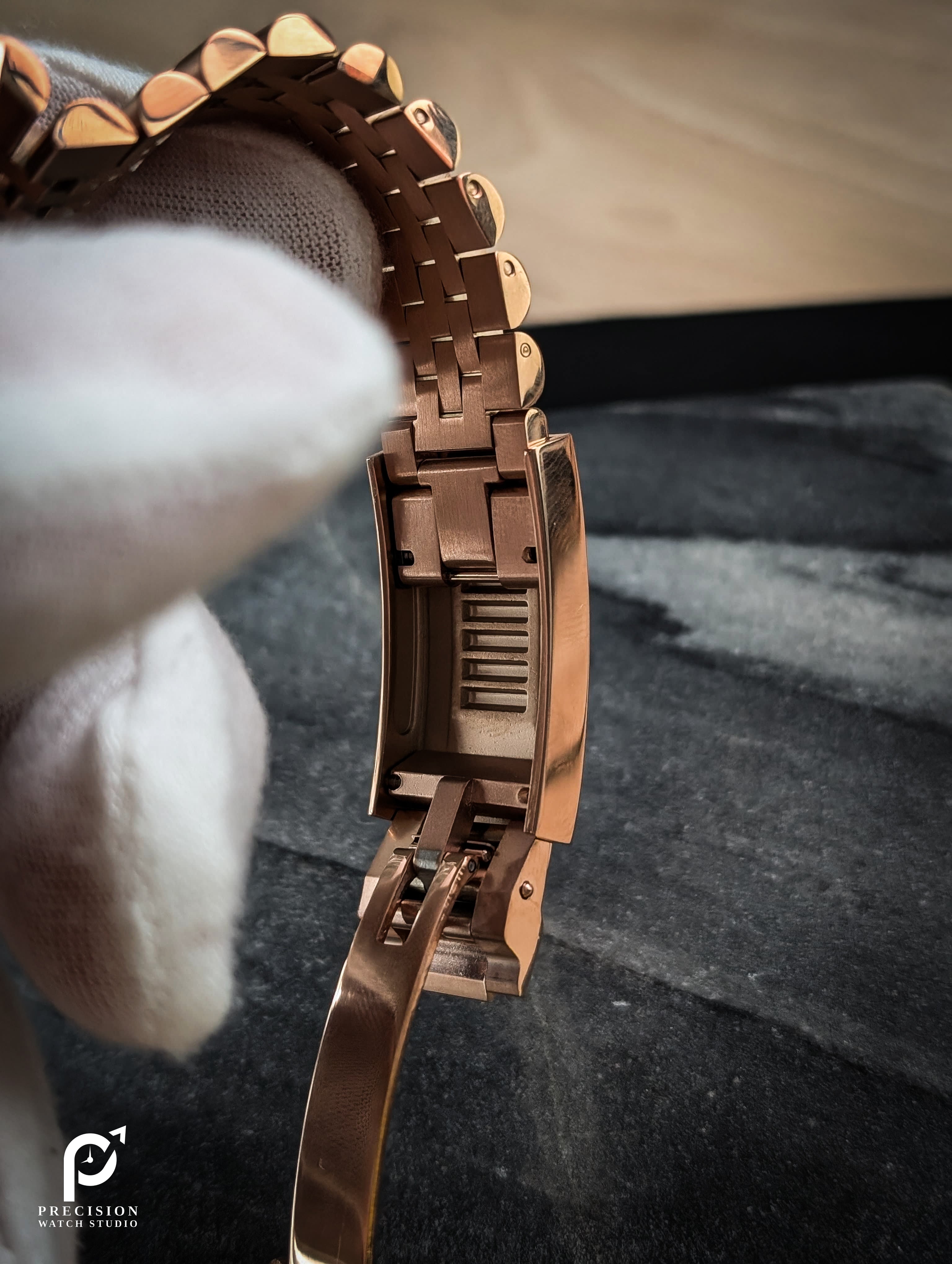 Date J Fluted - Wimbledon Ice Blue with Rose Gold