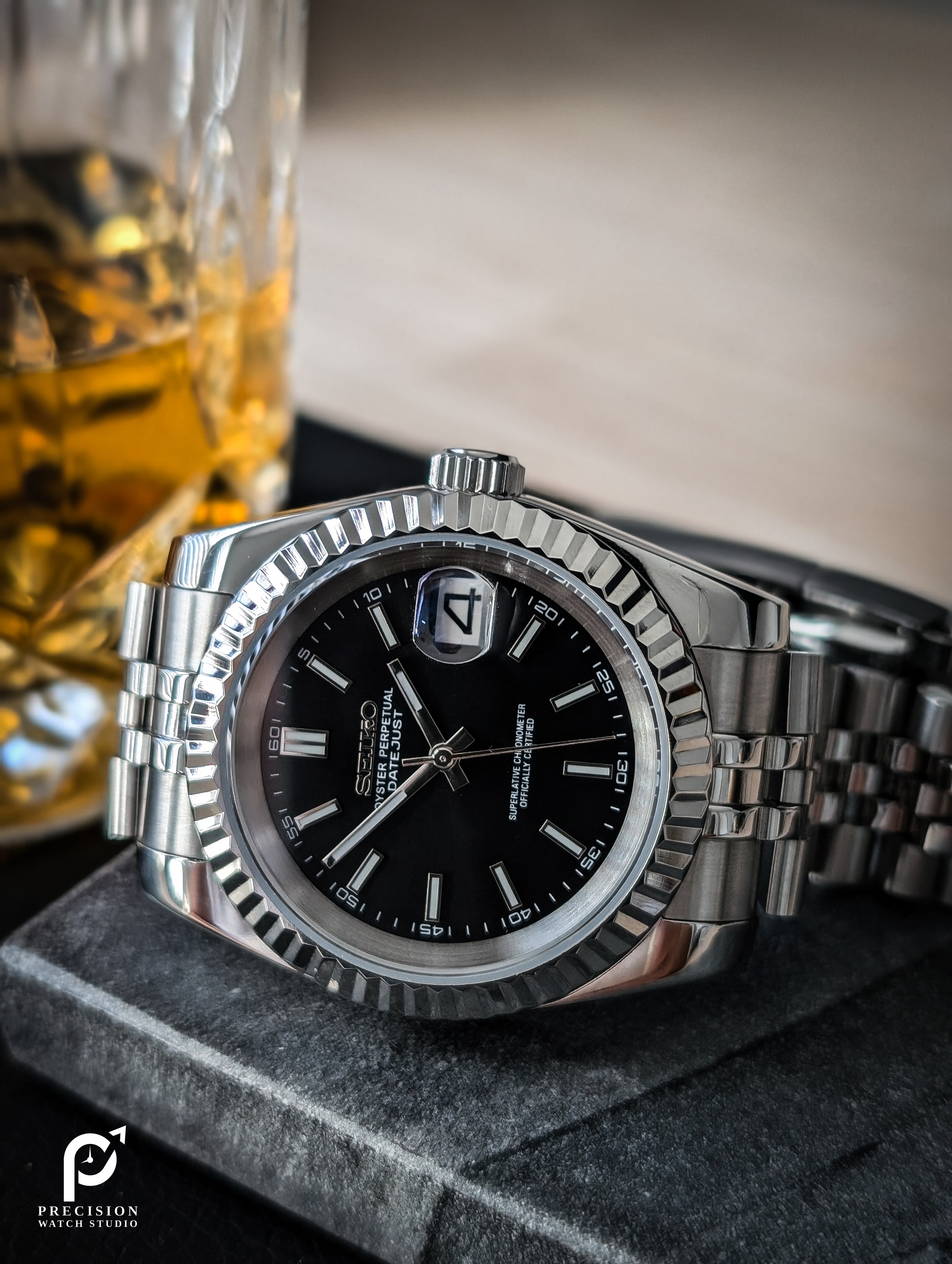 Date J Fluted - Black