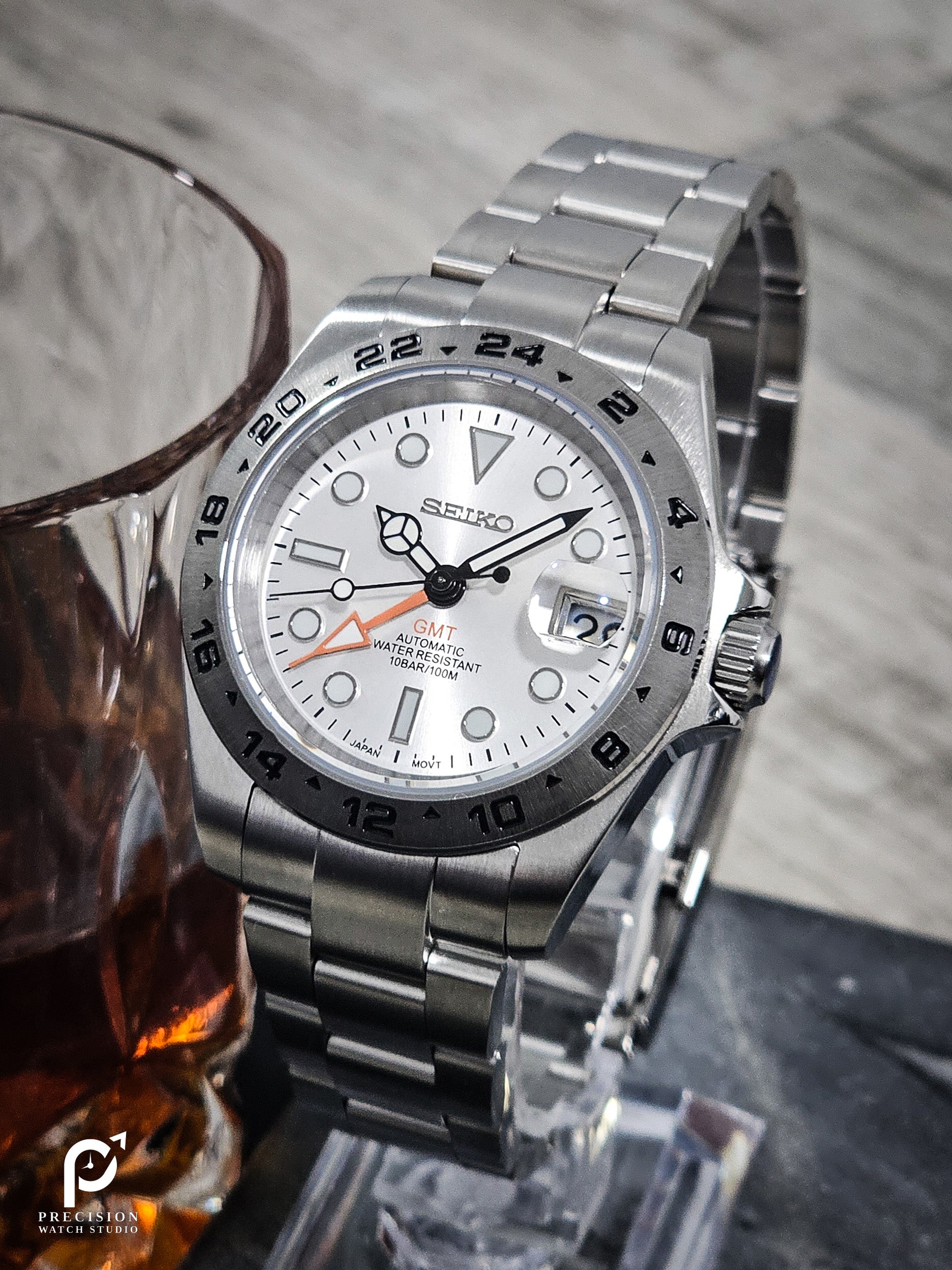 Explorer II GMT - Silver