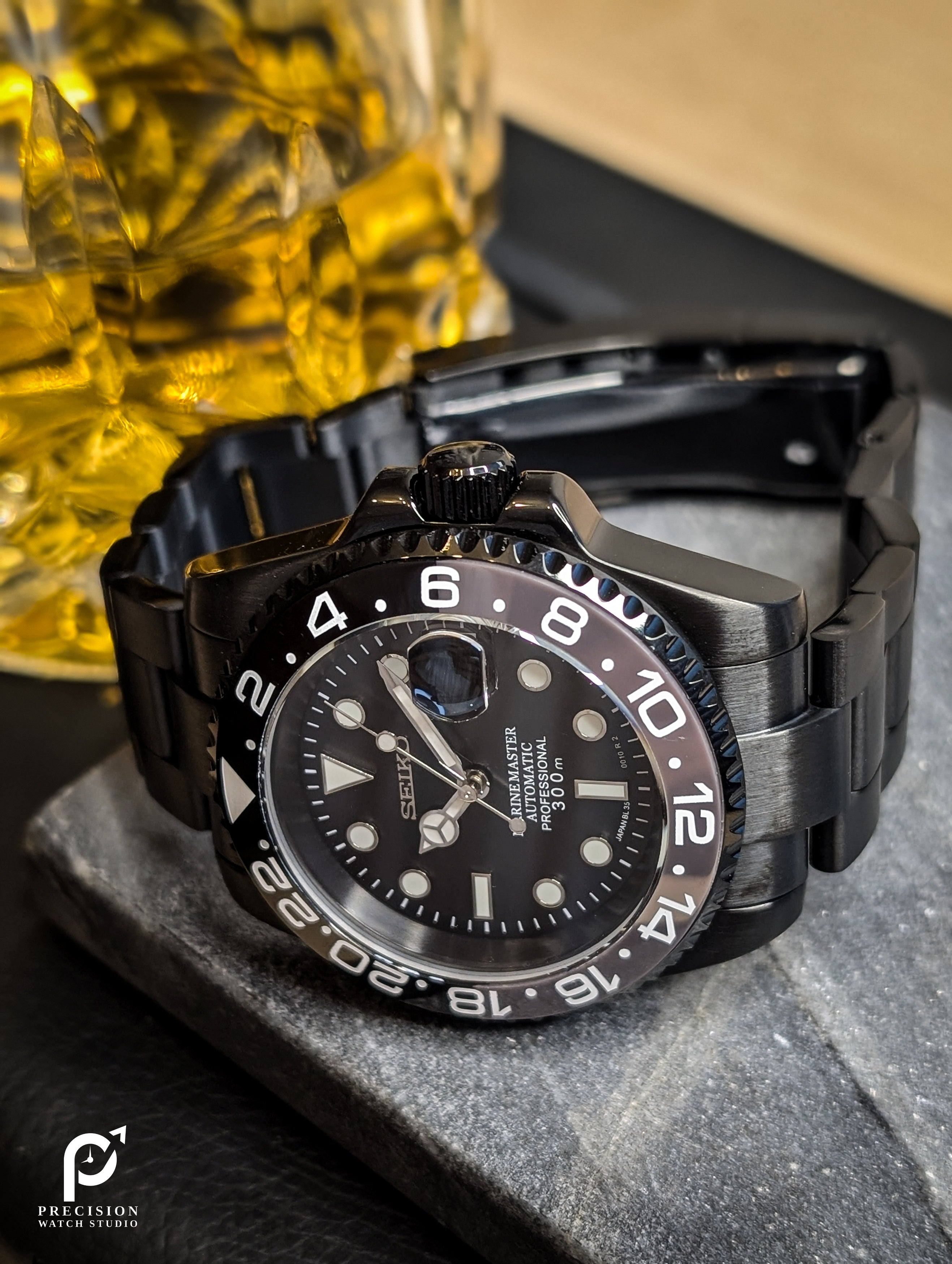Sub Style 24H - Stealth Bruce Wayne