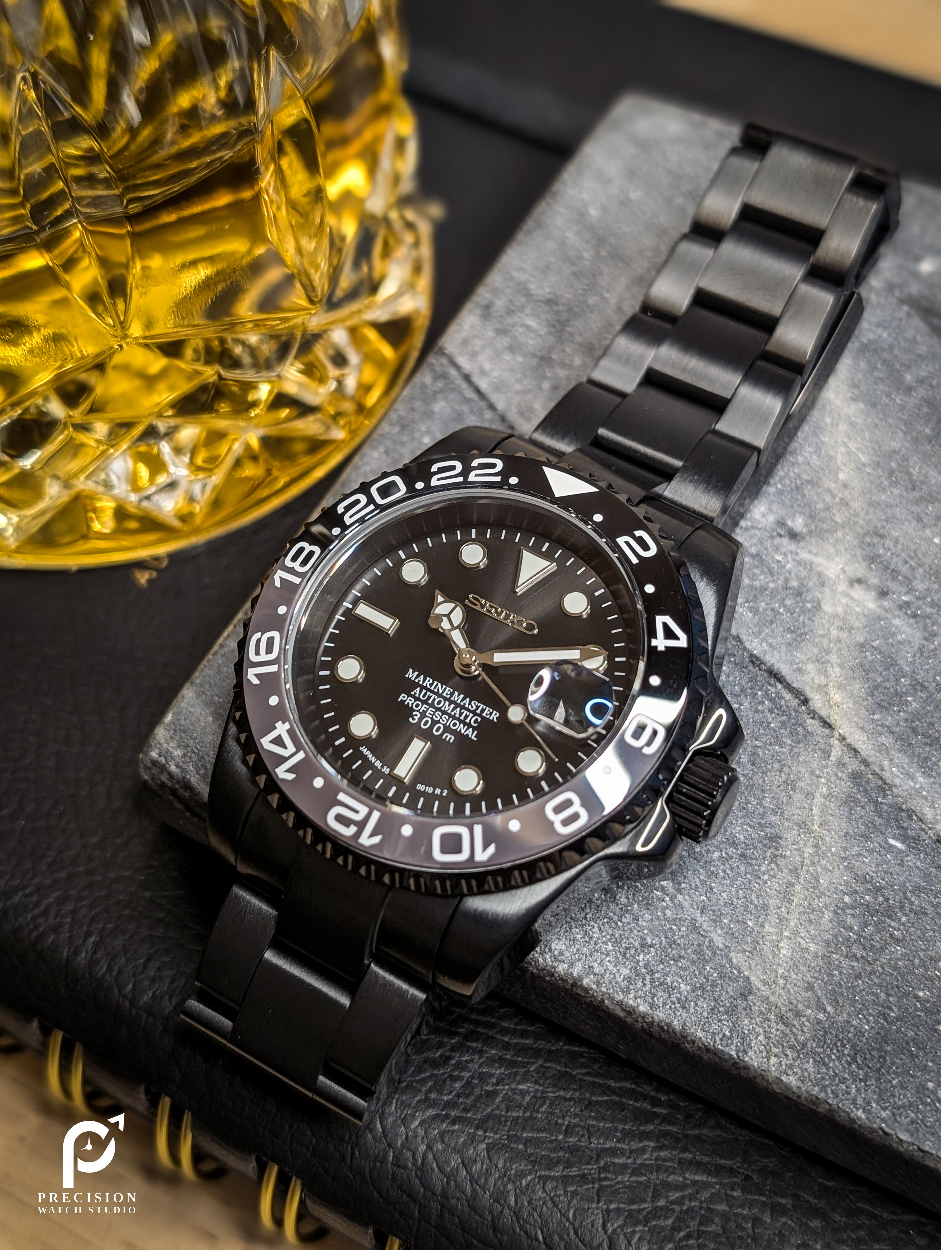 Sub Style 24H - Stealth Bruce Wayne