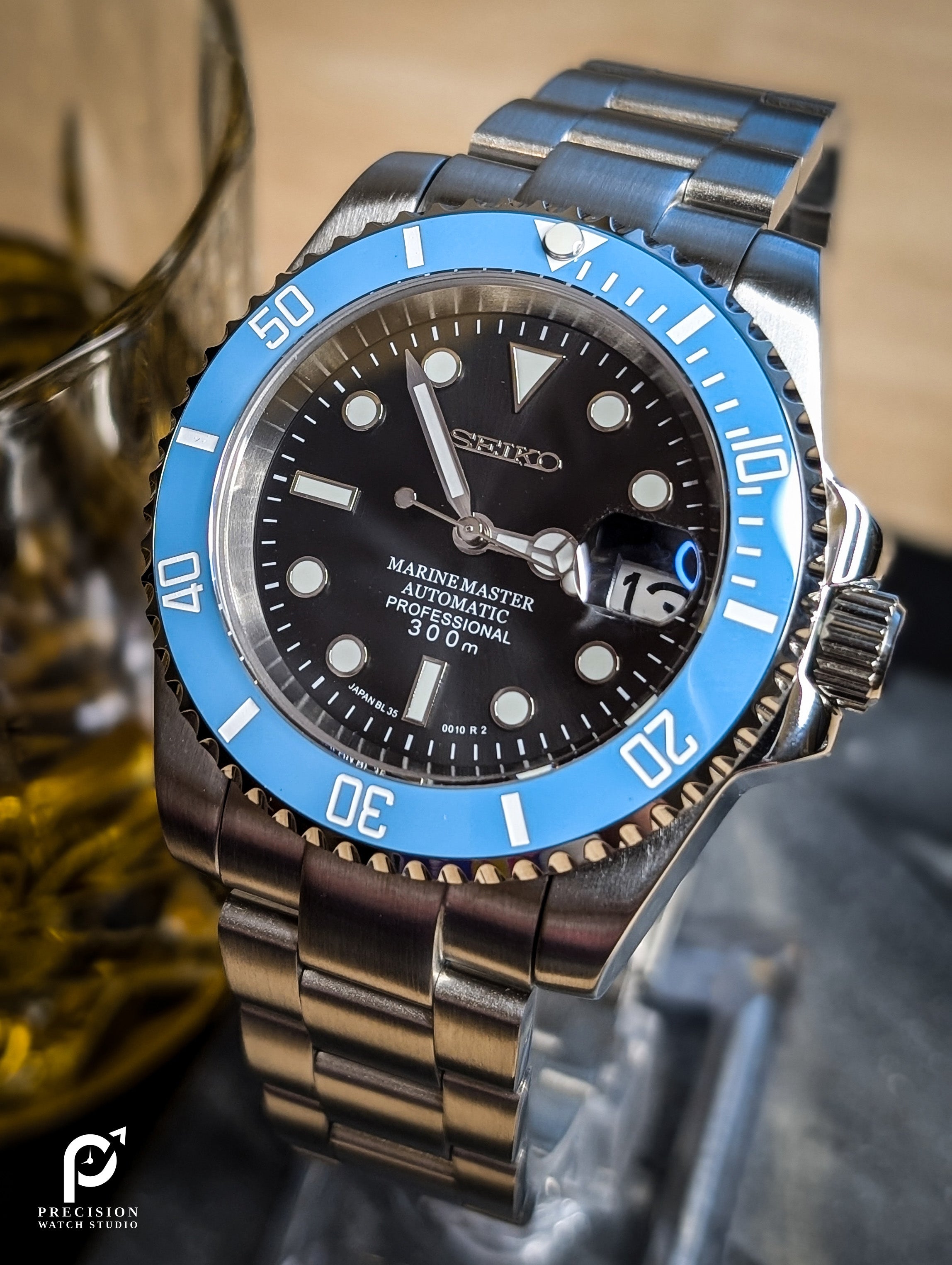 Sub Style Diver - Tiffany