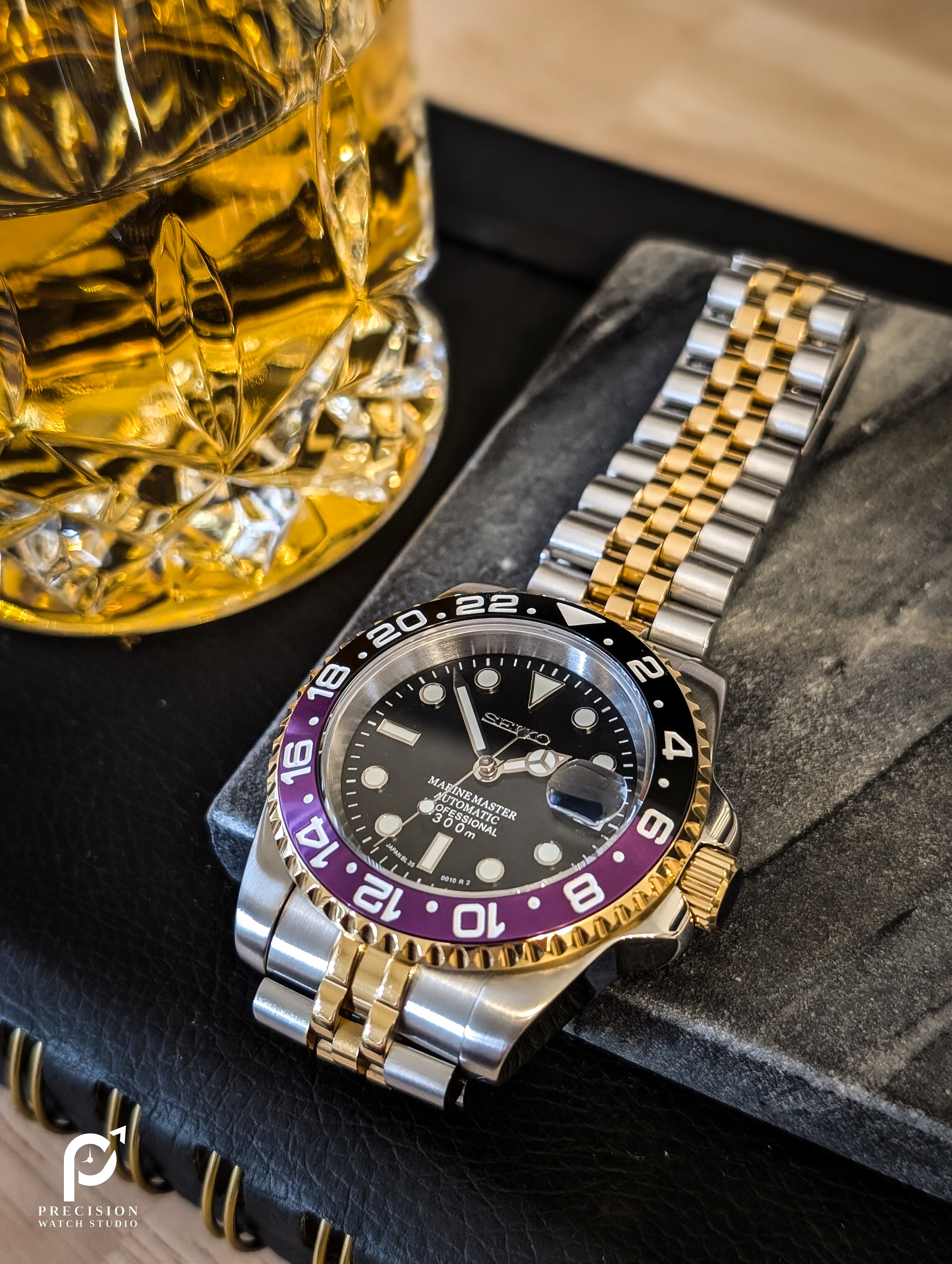 Sub Style 24H - Joker with Two-tone Gold