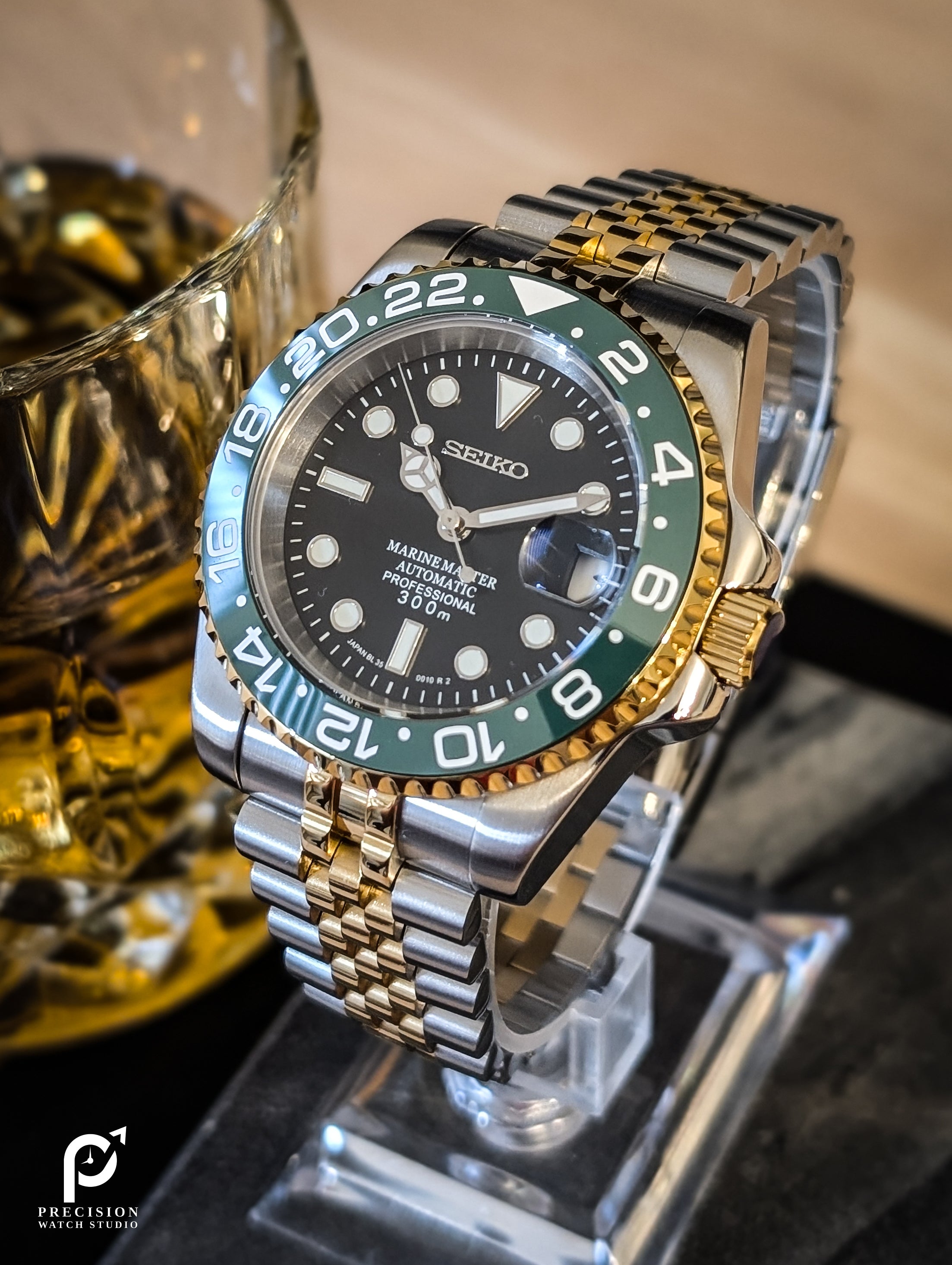 Sub Style 24H - Kermit with Two-tone Gold