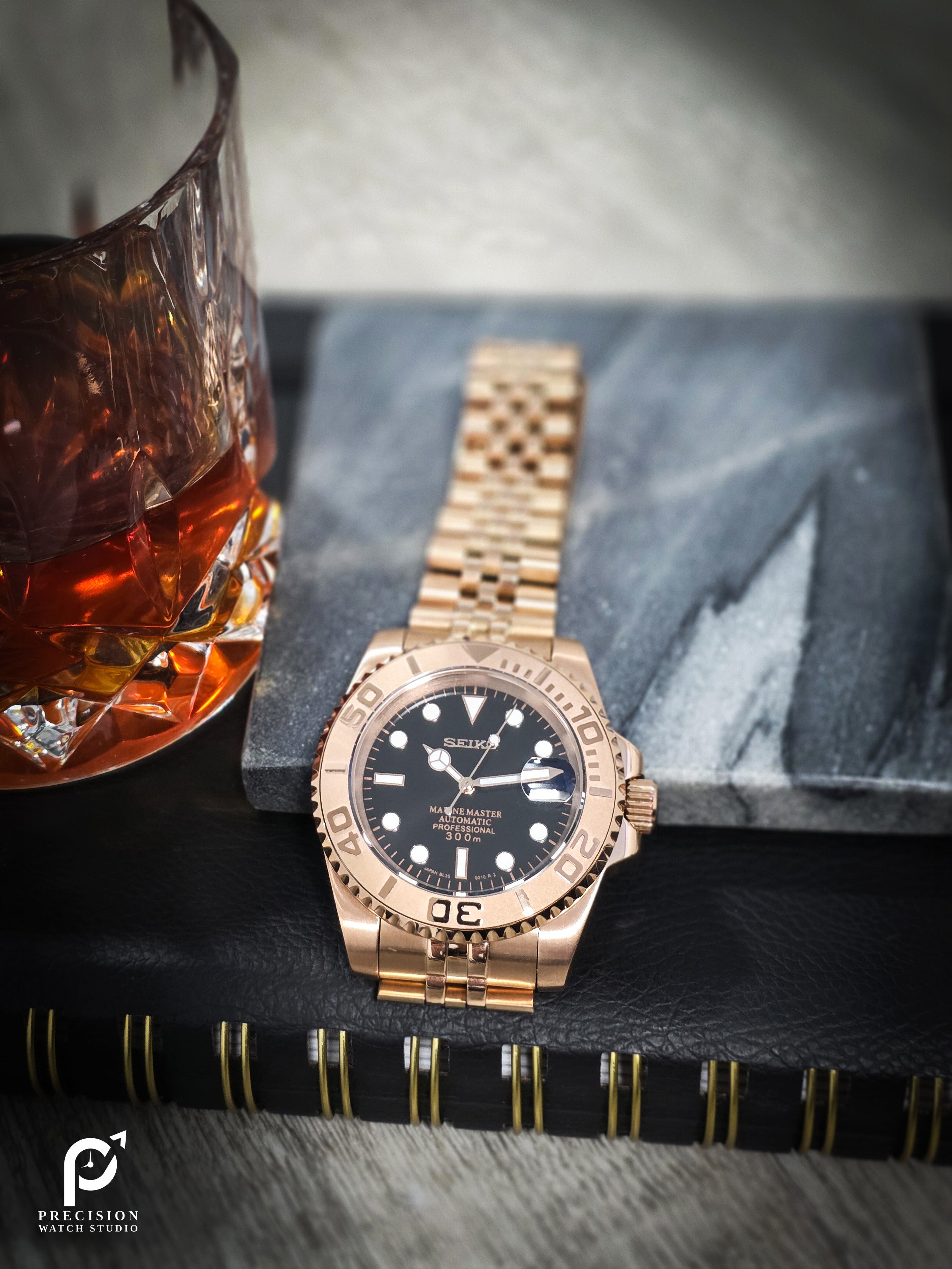 YachtDiver - Rose Gold Frost