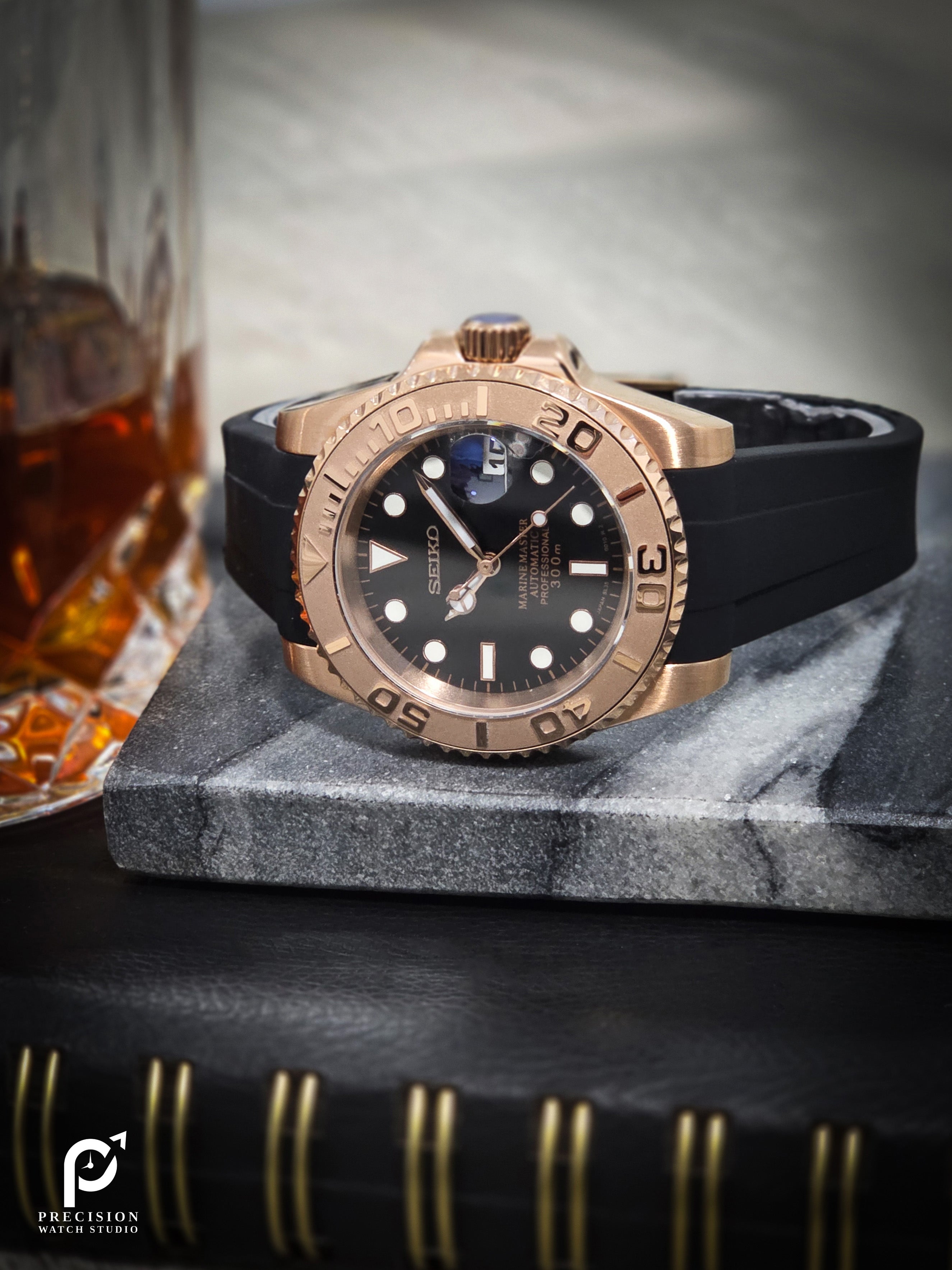 YachtDiver - Rose Gold Frost