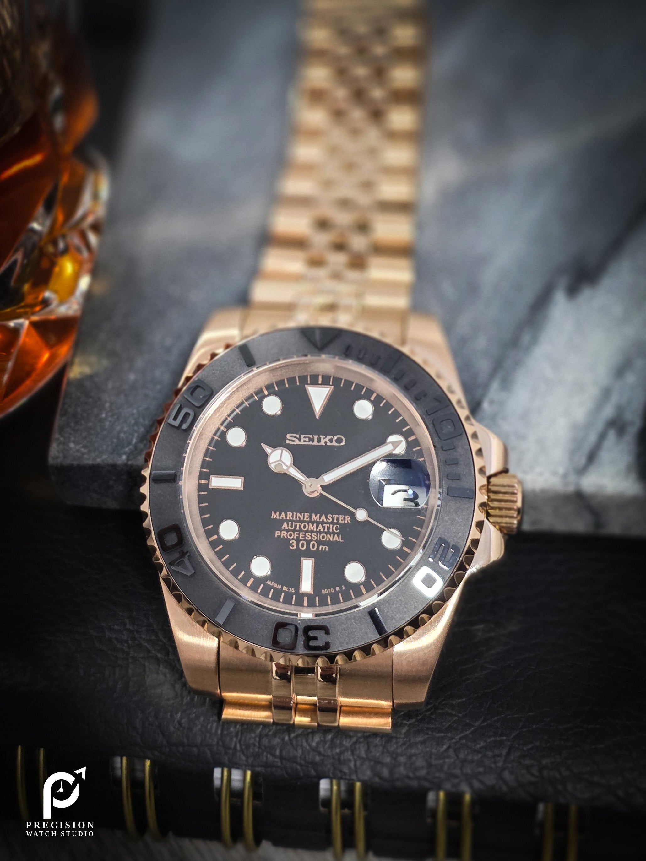 YachtDiver - Rose Gold Smoke