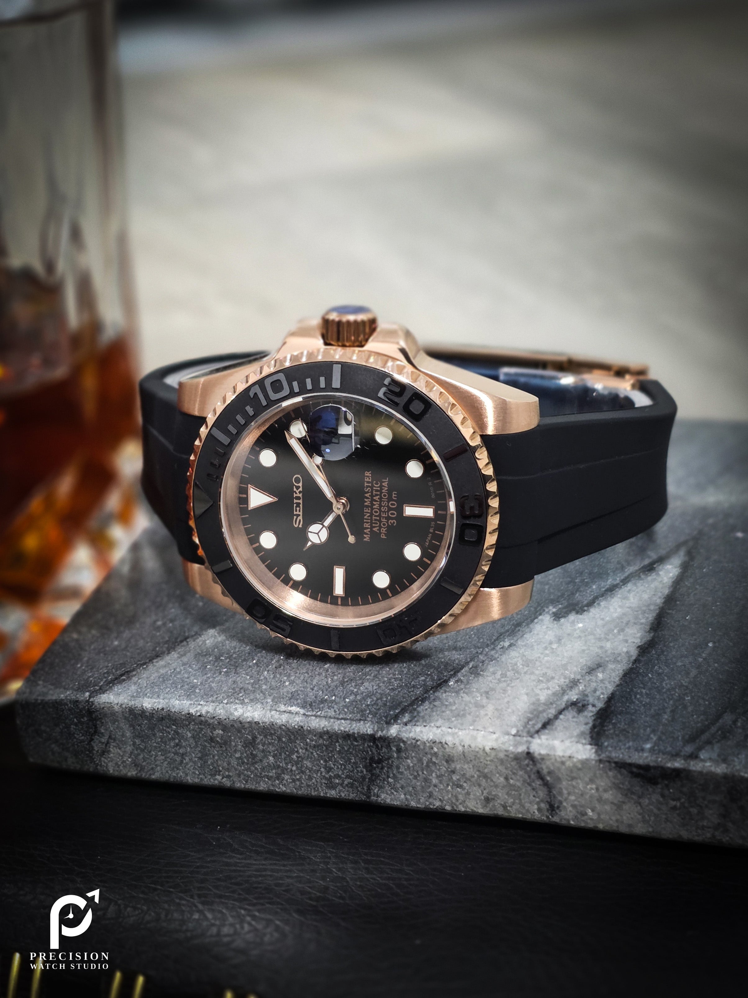 YachtDiver - Rose Gold Smoke