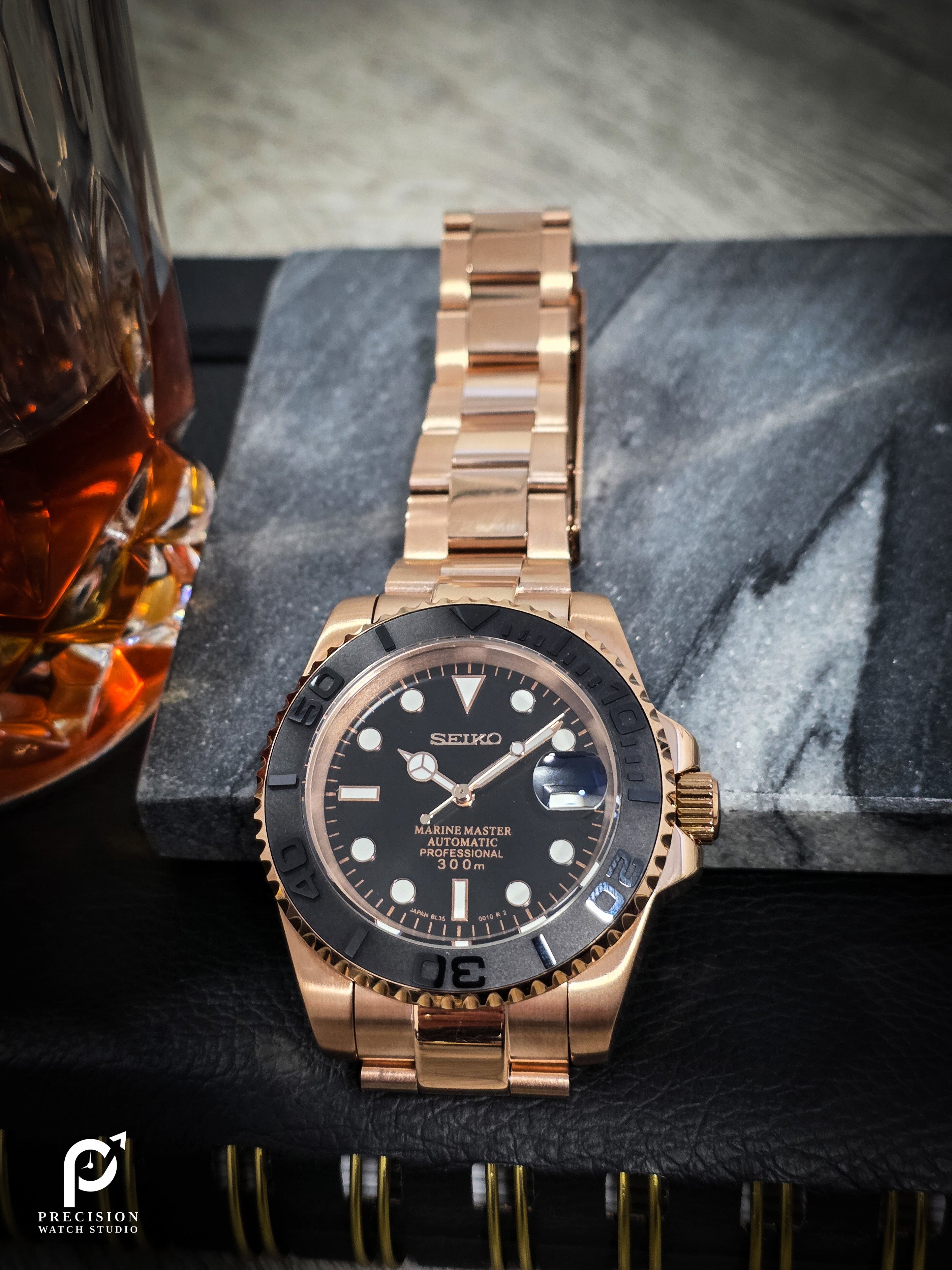 YachtDiver - Rose Gold Smoke