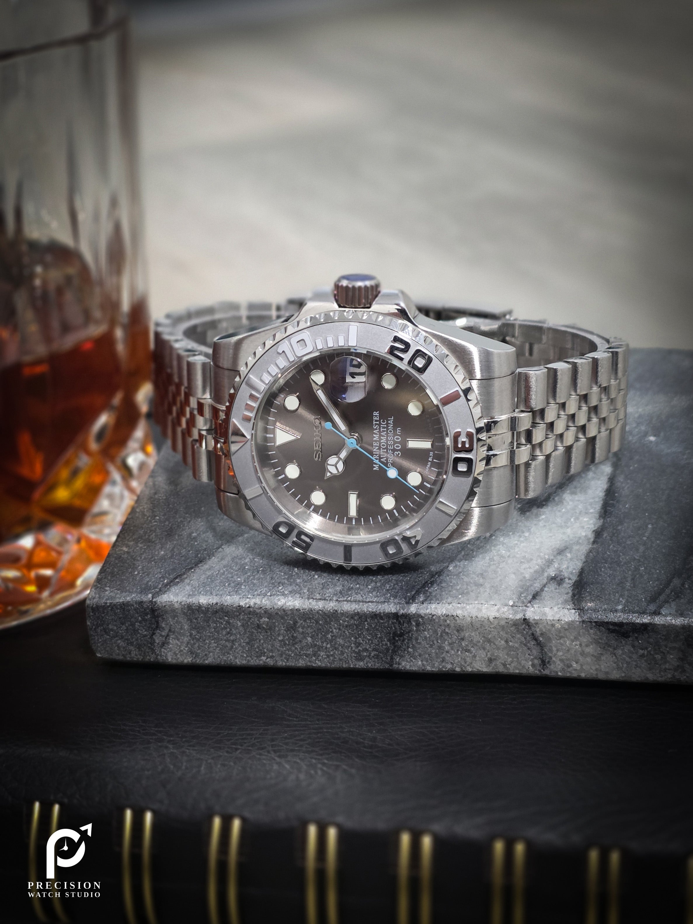 YachtDiver - Arctic Steel Frost