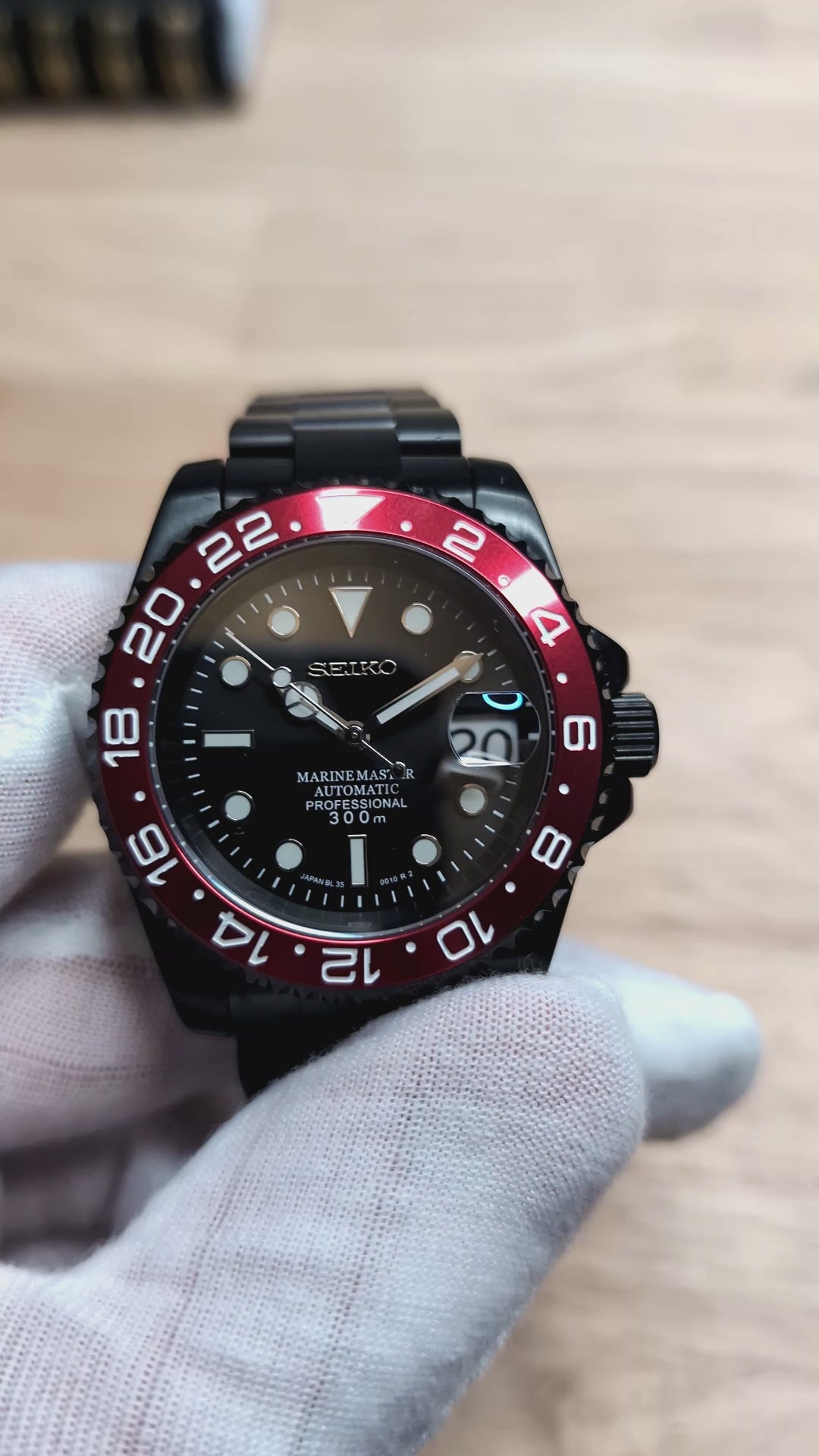 Sub Style 24H - Stealth Red