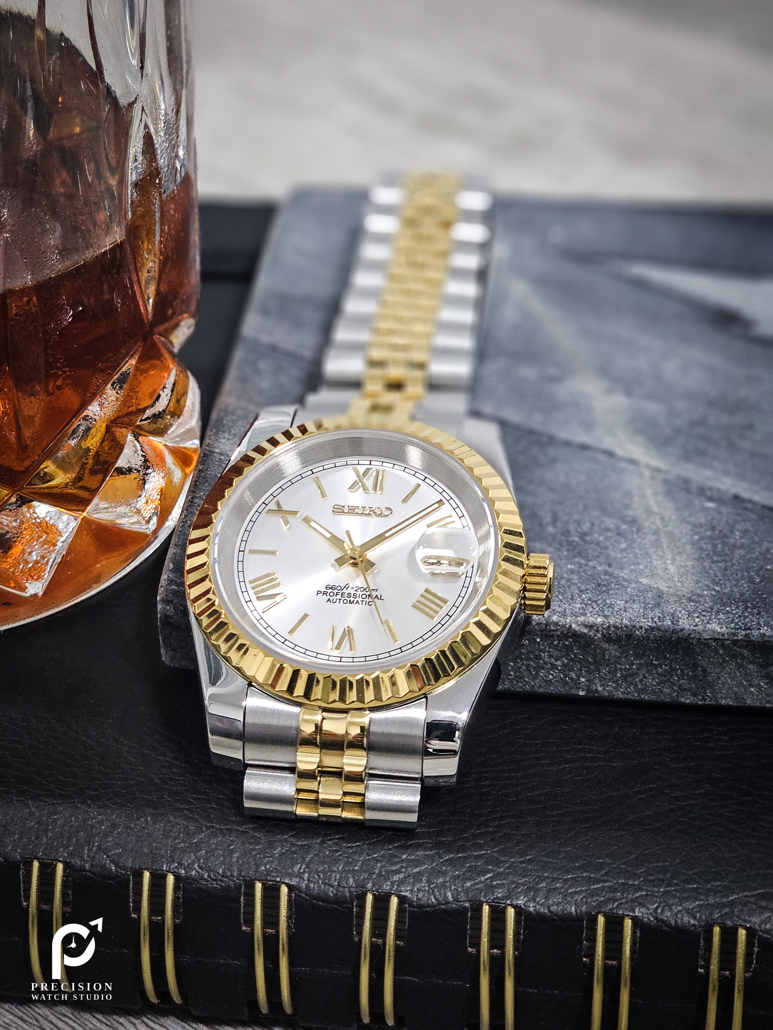 Date J Fluted - Roman Two-tone Bright
