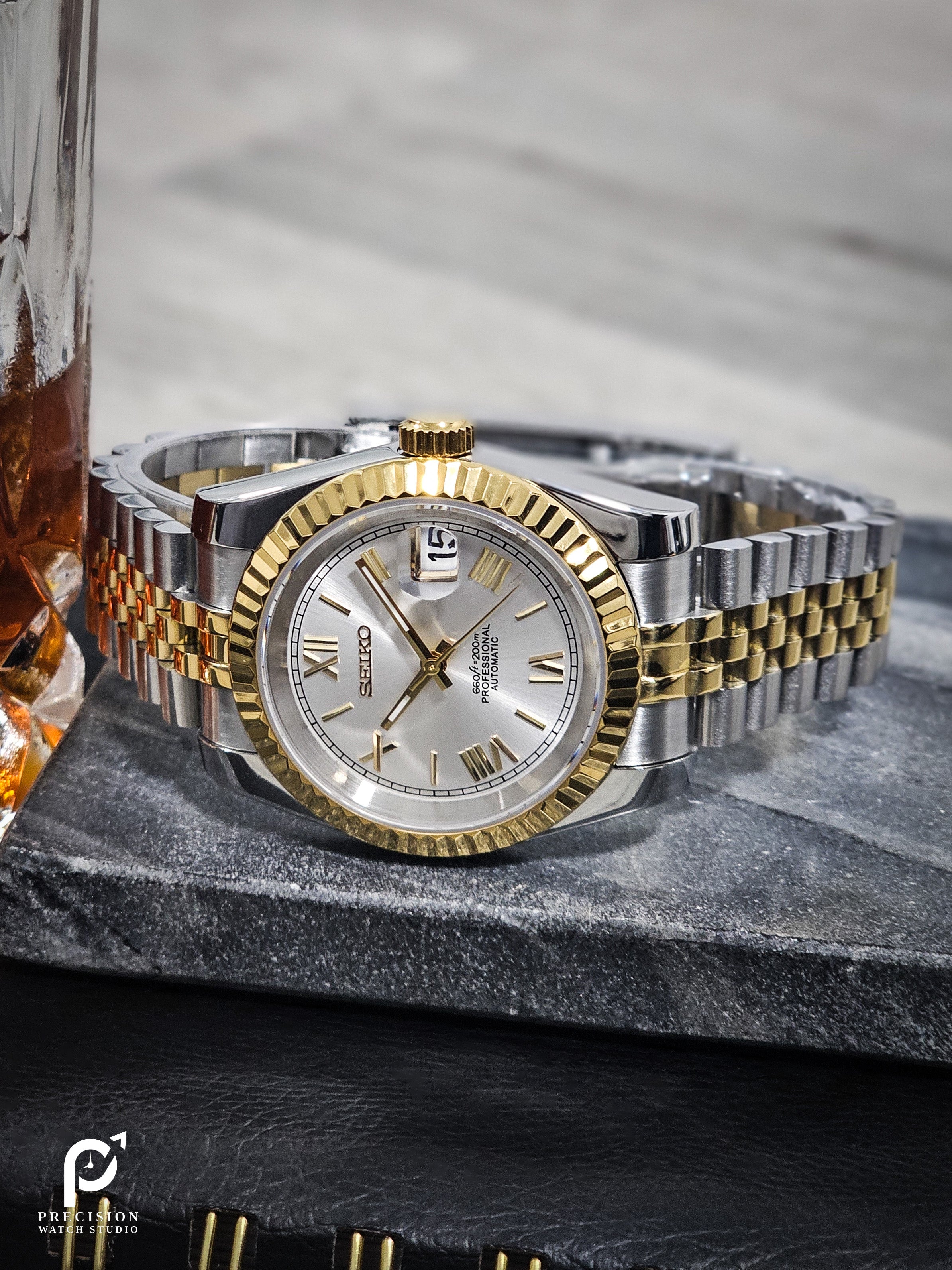 Date J Fluted - Roman Two-tone Bright
