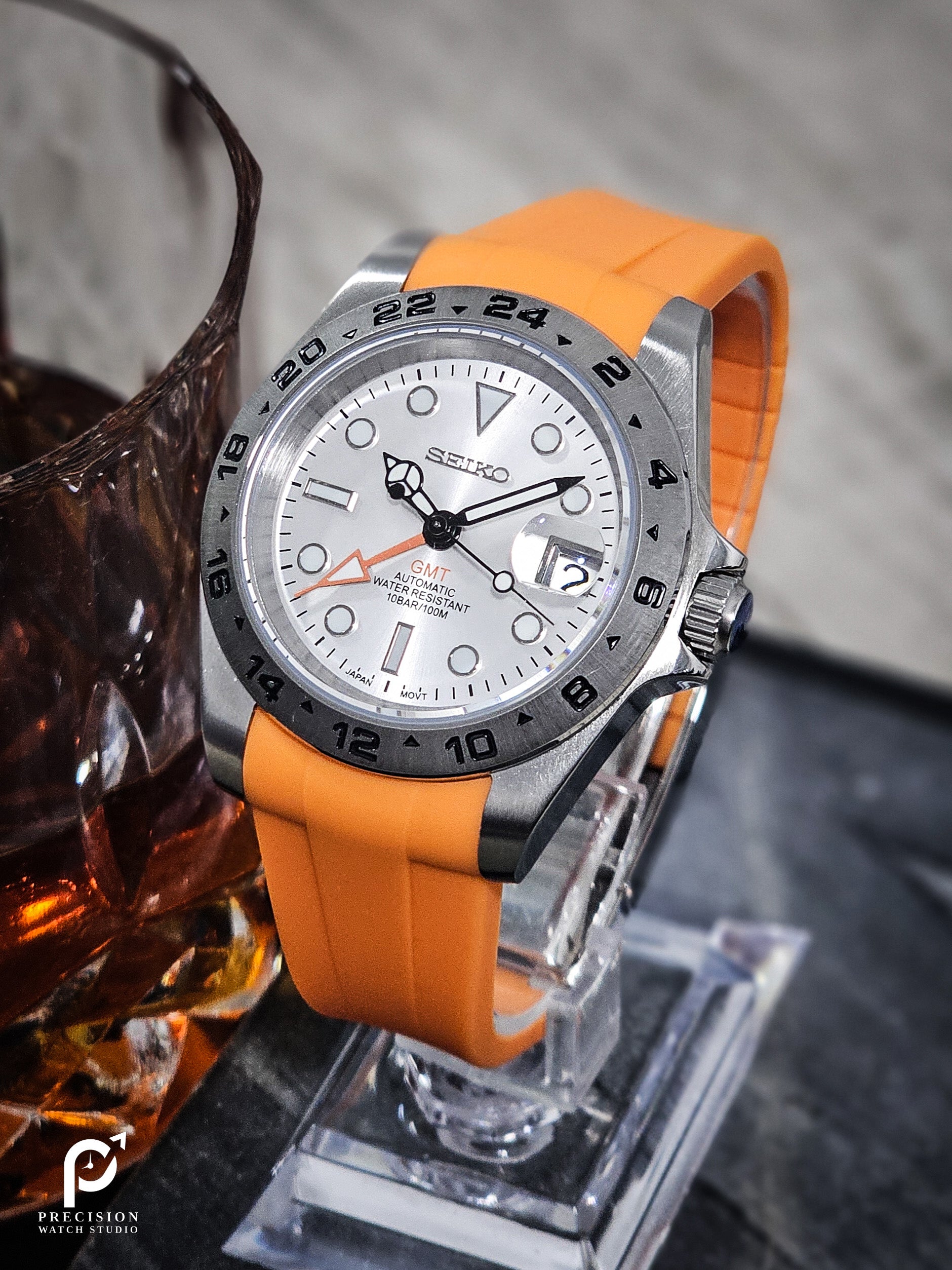 Explorer II GMT - Silver