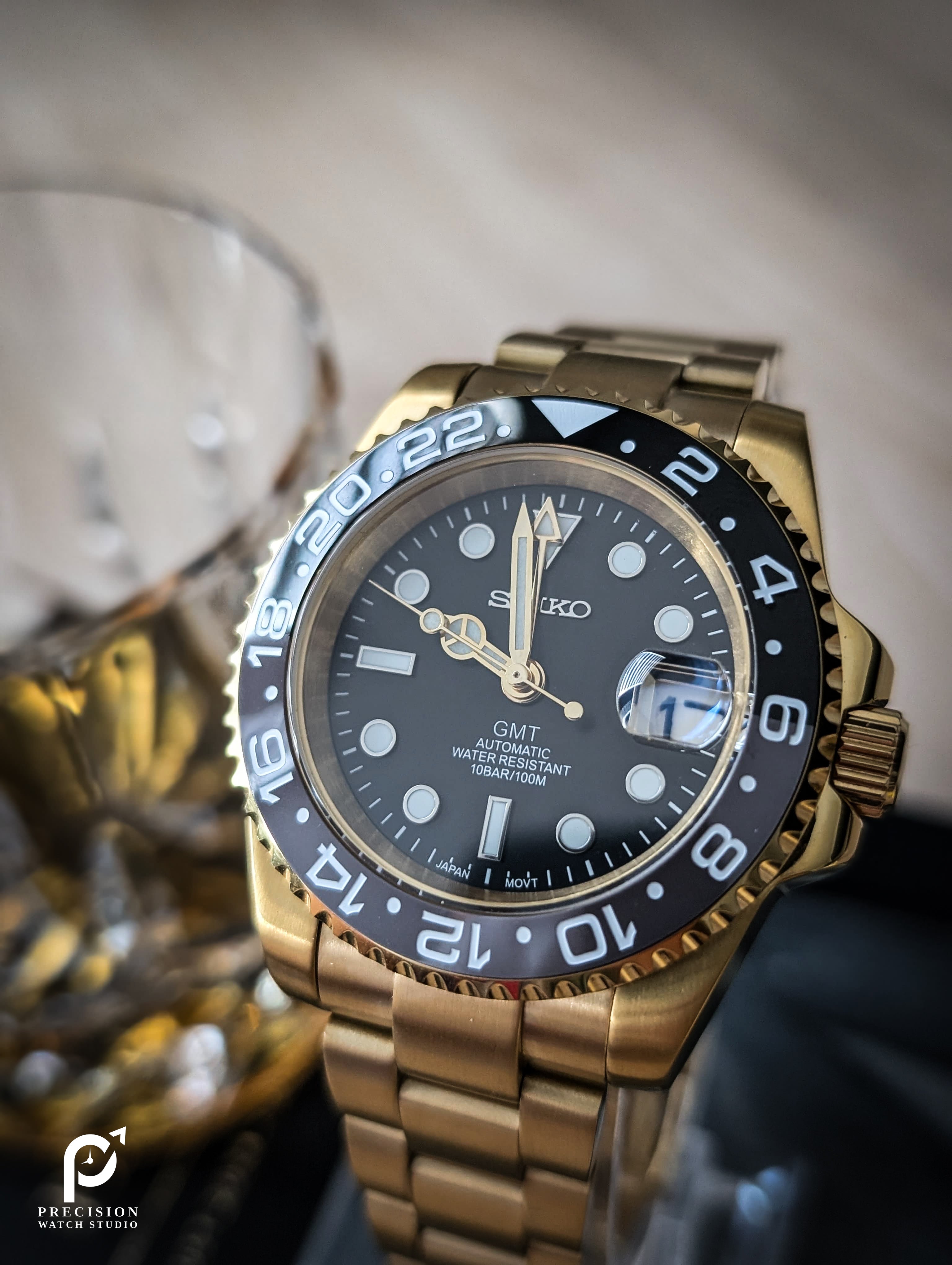 GMT - Bruce Wayne Gold