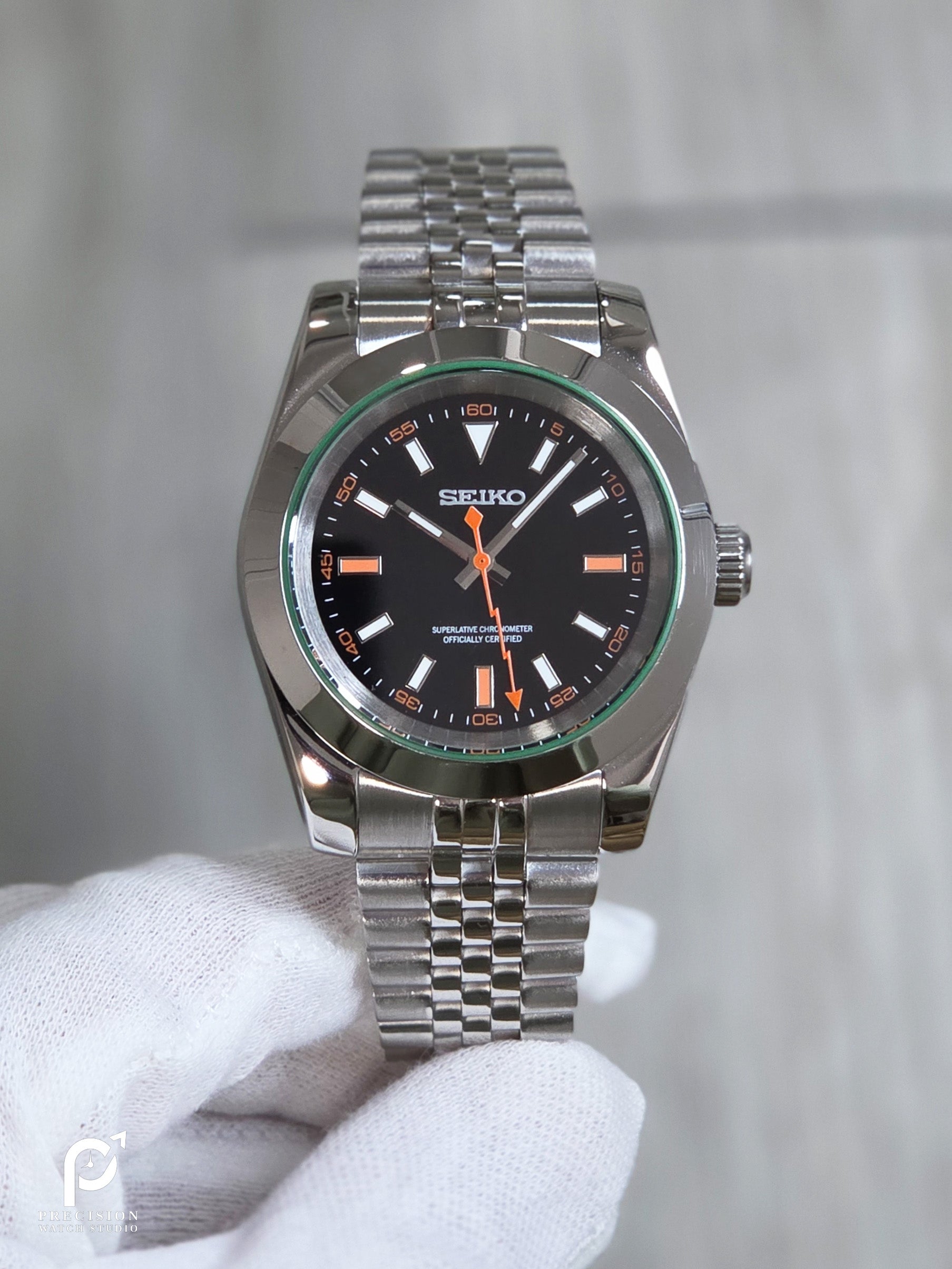 Milgauss - Black Surge