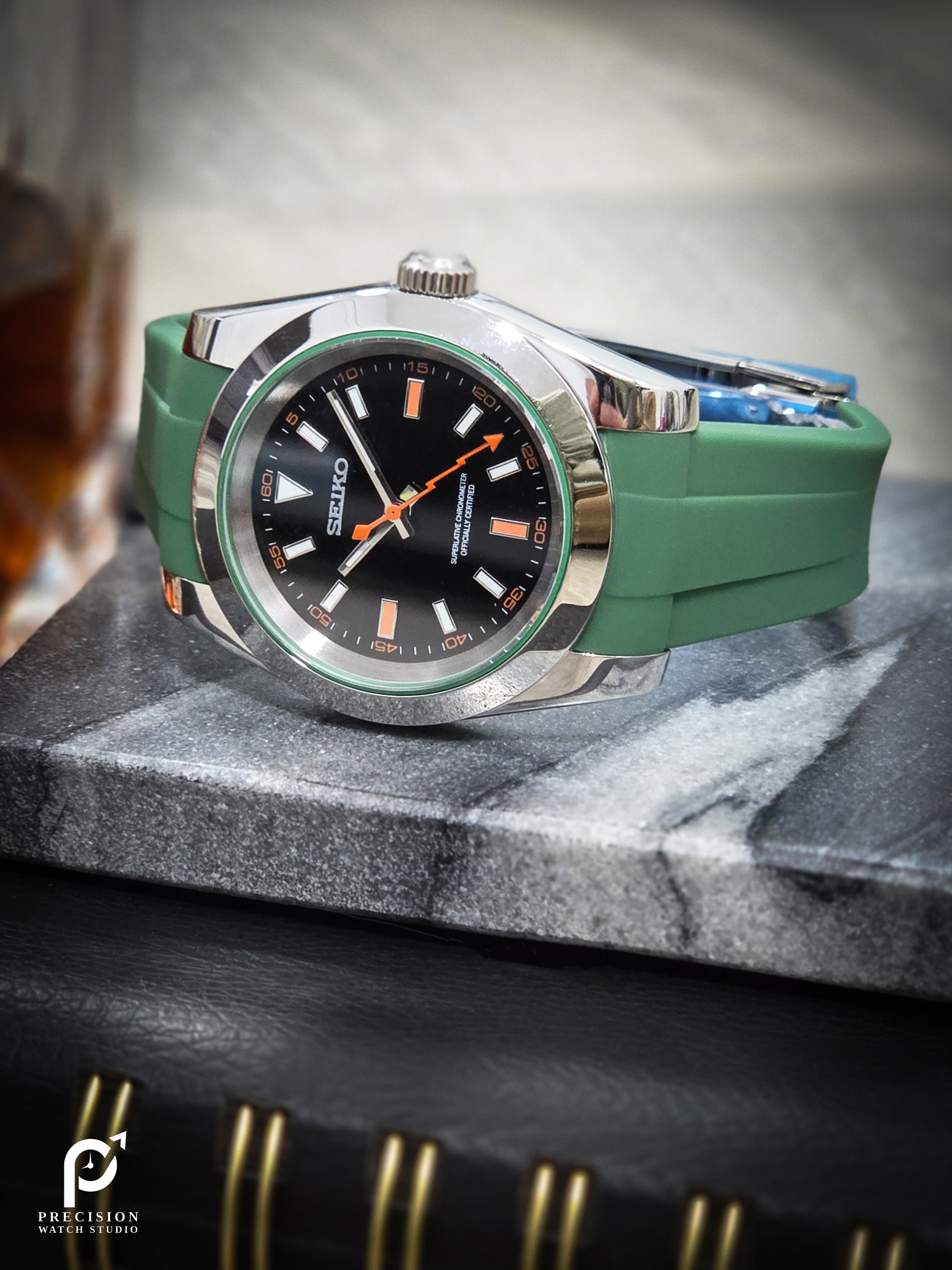 Milgauss - Black Surge