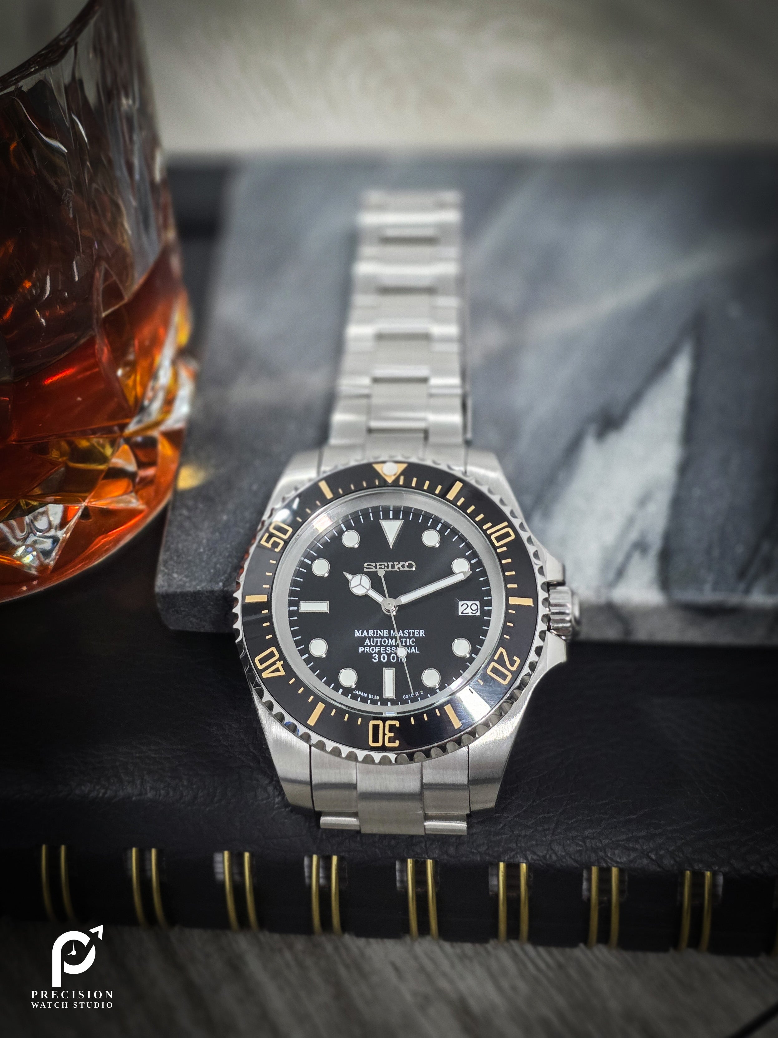 Sub XL 44mm - Black Royale