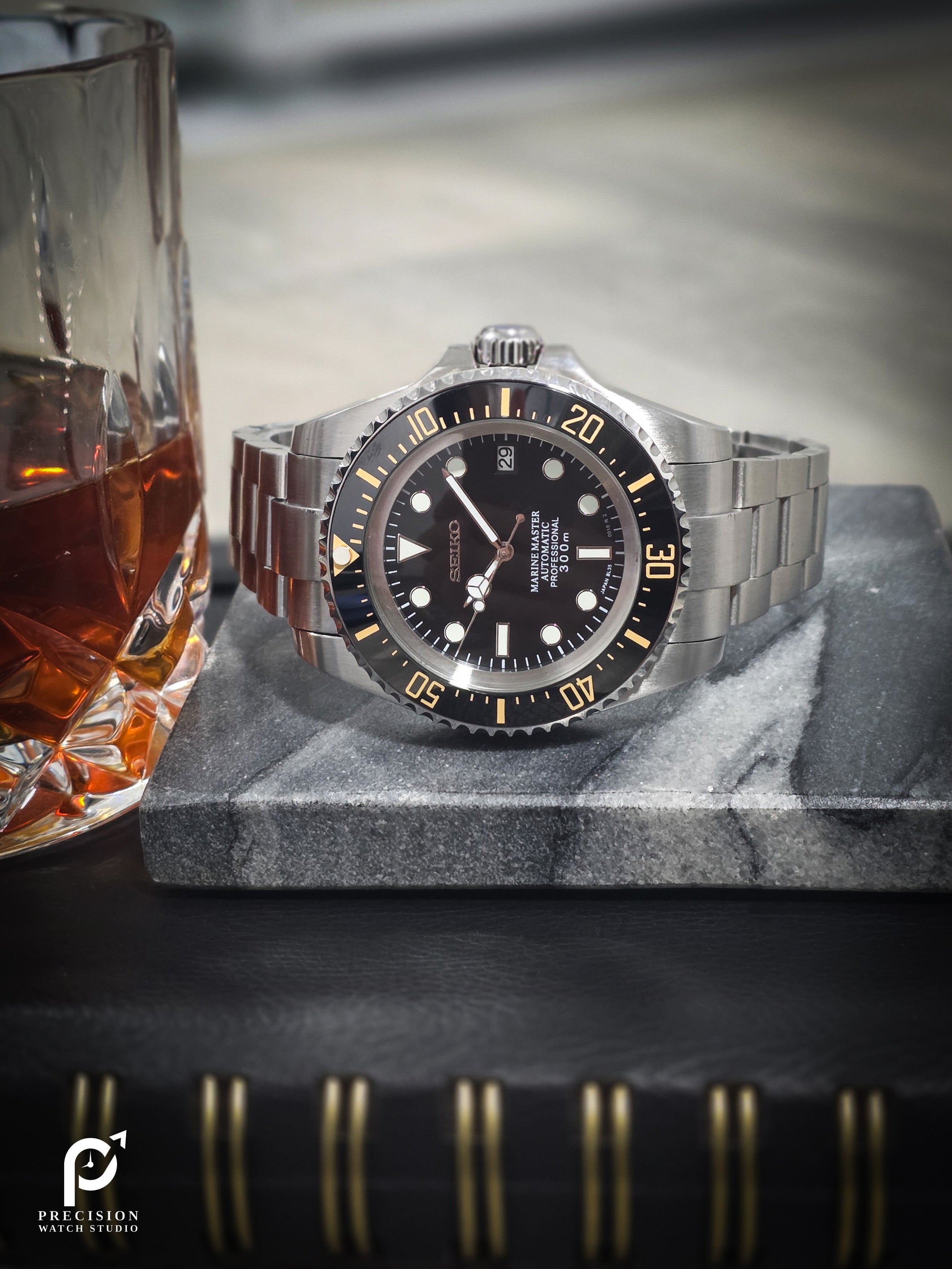 Sub XL 44mm - Black Royale