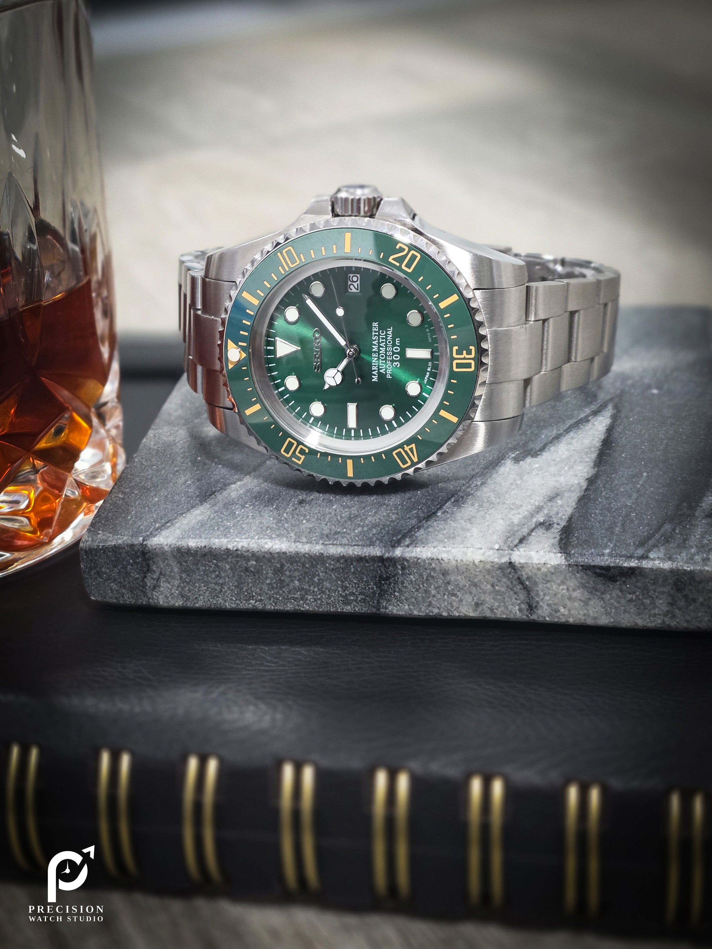 Sub XL 44mm - Hulk Royale