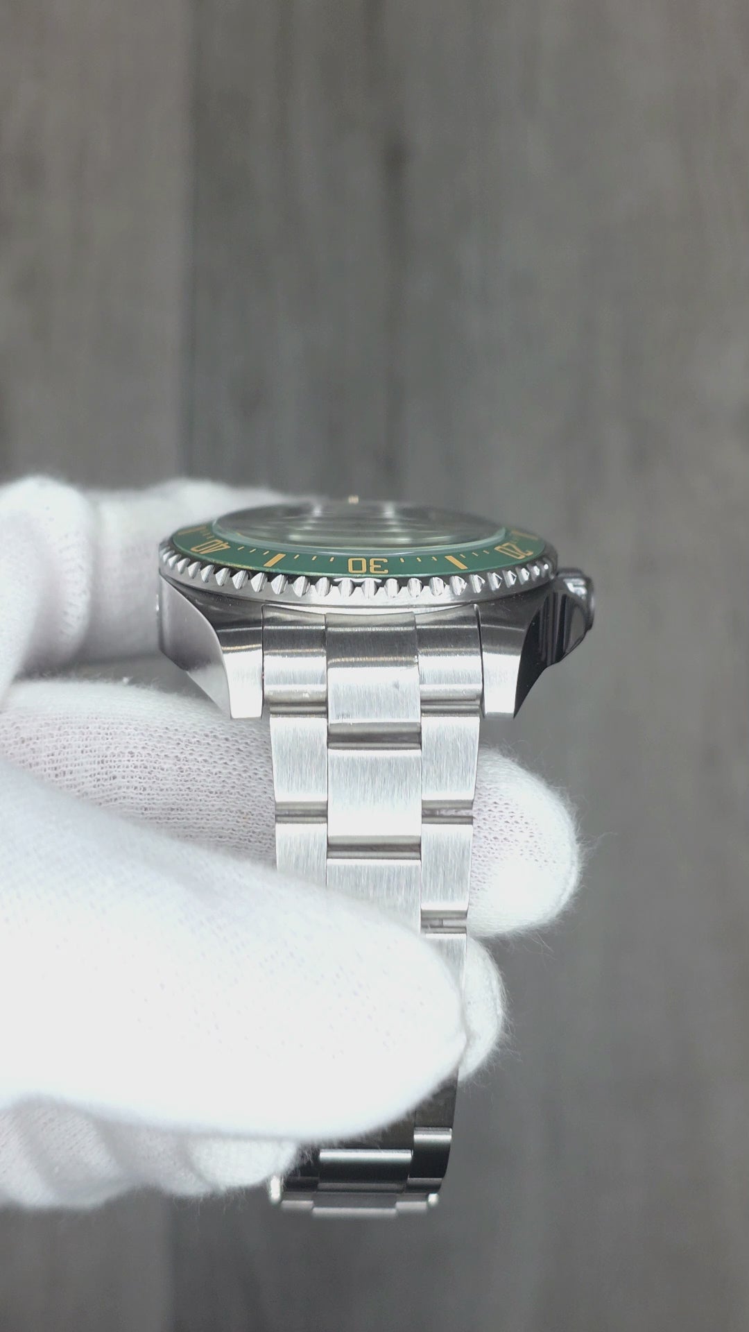 Sub XL 44mm - Green Royale