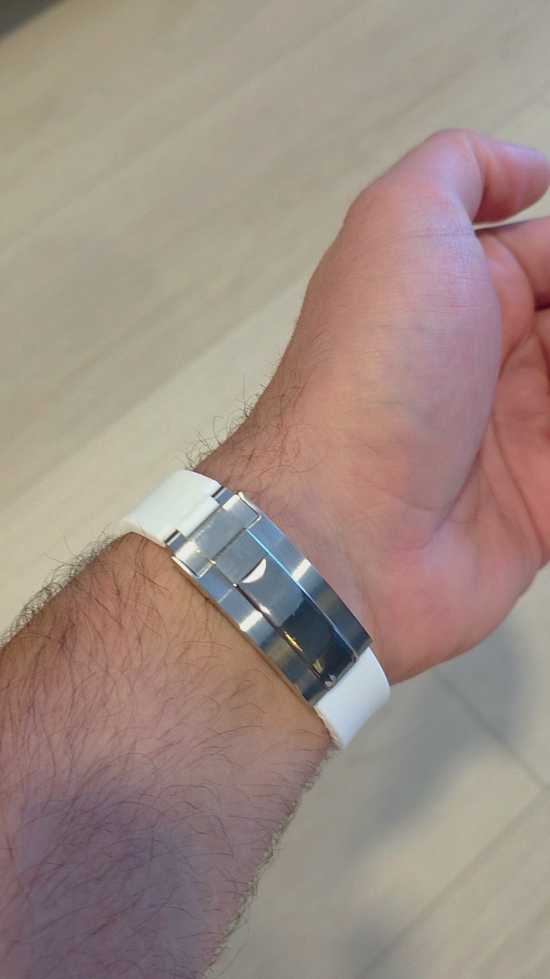 Daytona - White Rainbow